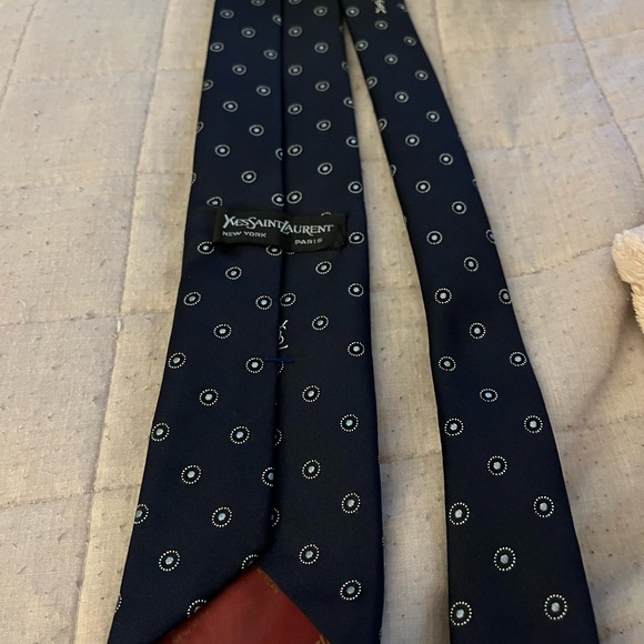 Yves Saint Laurent men’s 100% Silk tie